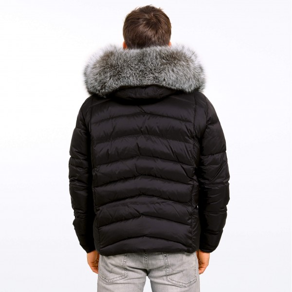 black winterjacket with fur