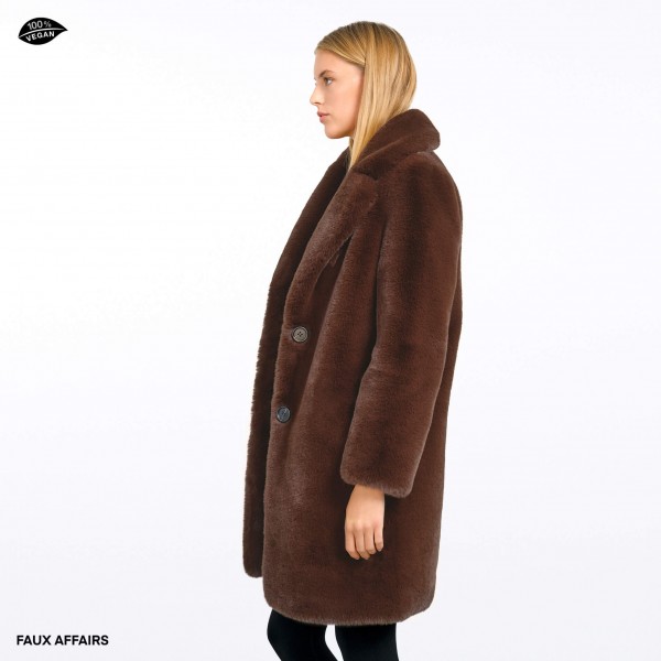 Fake Fur Mantel aus veganem Fell