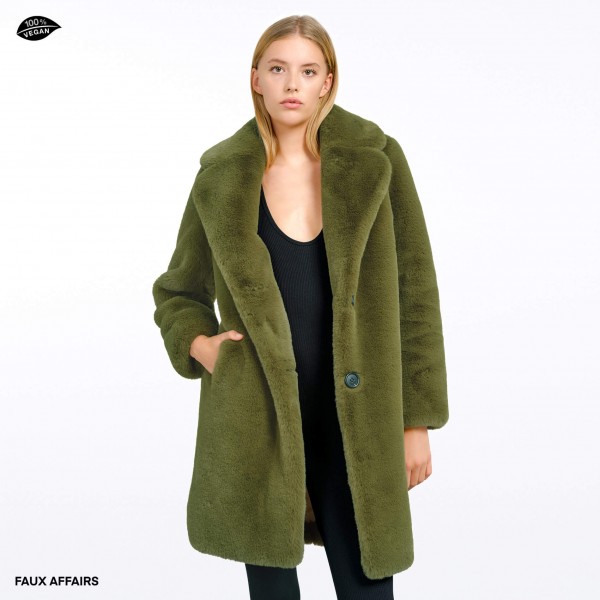 Mantel aus veganem Fell olivgrün