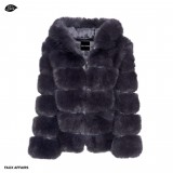 woman´s winterjacket fake fur